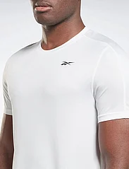 Reebok Performance - SS TECH TEE - t-shirts - white - 3