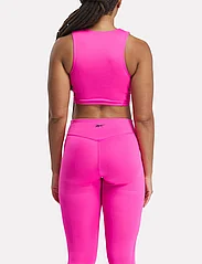 Reebok Performance - LUX CONTOUR CROP - t-shirt & tops - laspin - 4