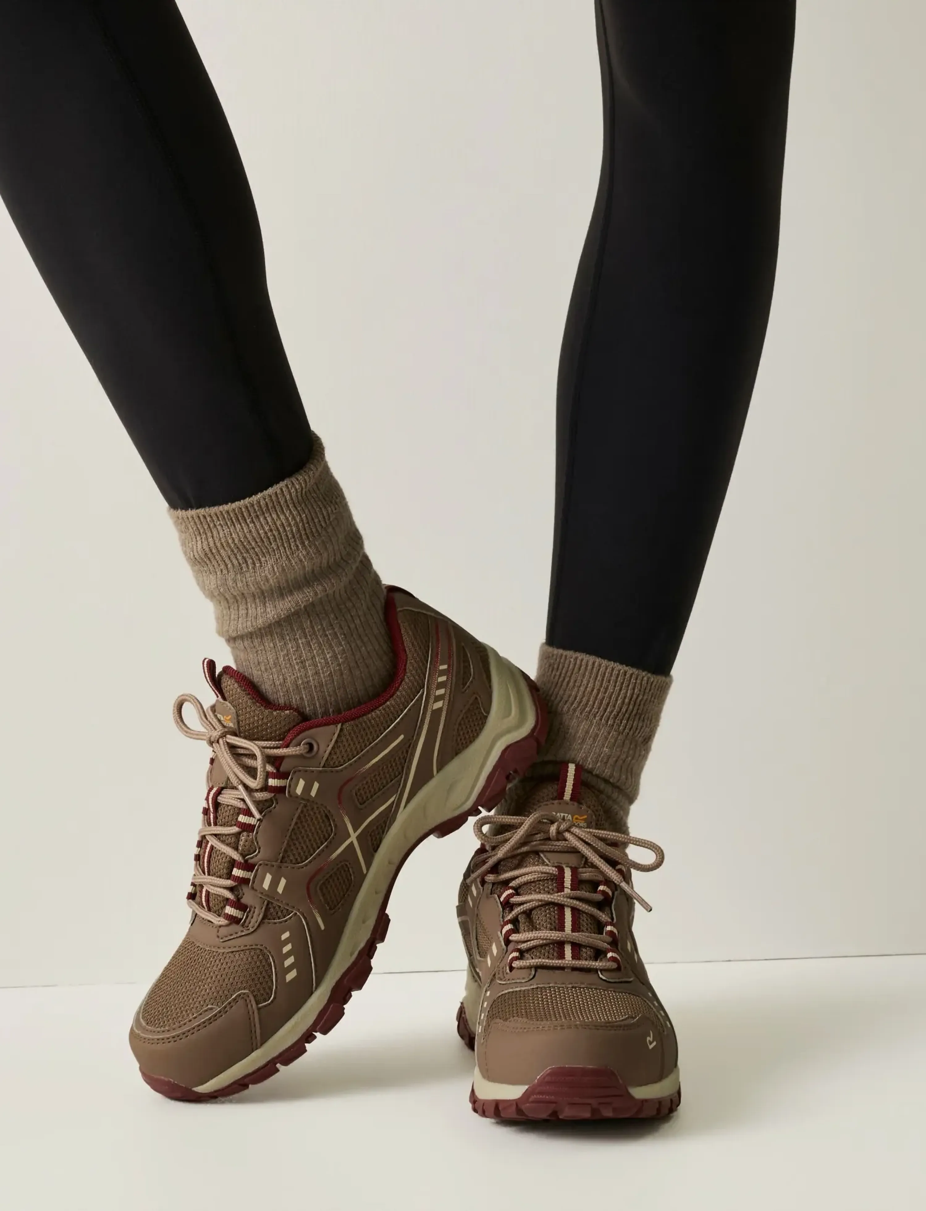 Regatta - WomensVendeavour - wanderschuhe - moch/drkchry - 0