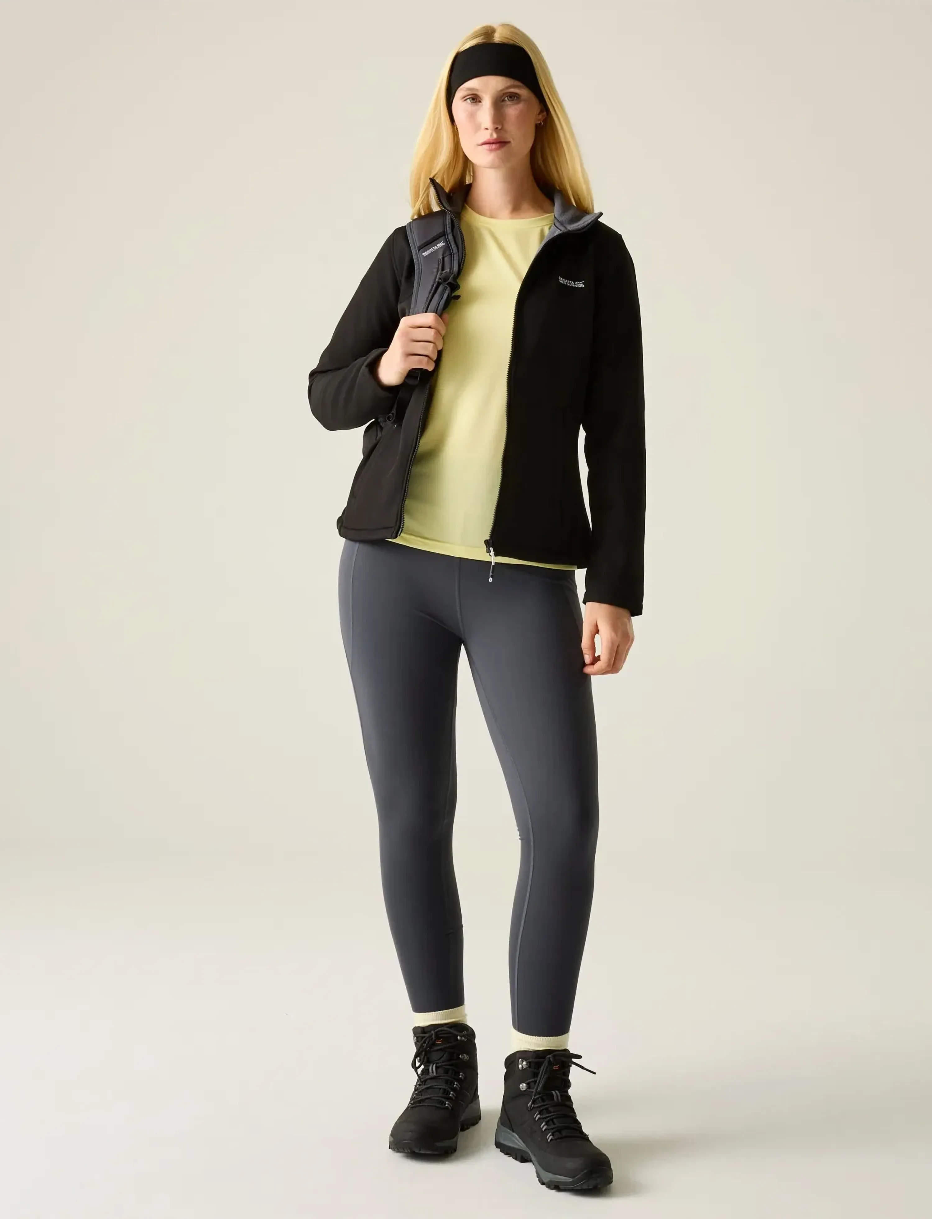 Regatta - Connie V Softshell - outdoor jacken - black - 5
