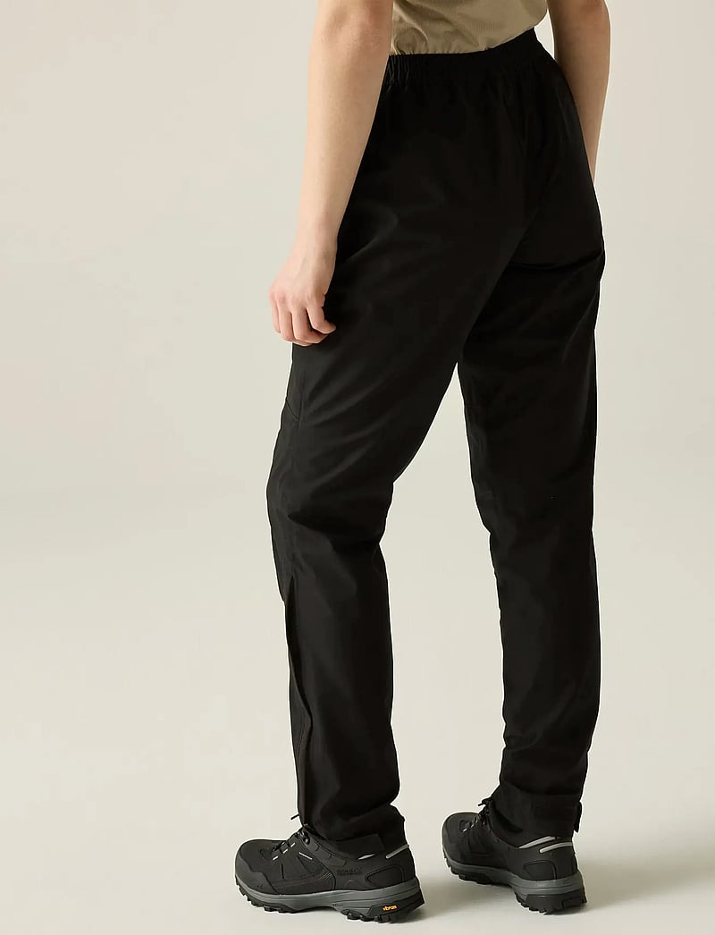 Regatta - Wmns Highton Stretch Overtrouser - Õuepüksid - black - 4