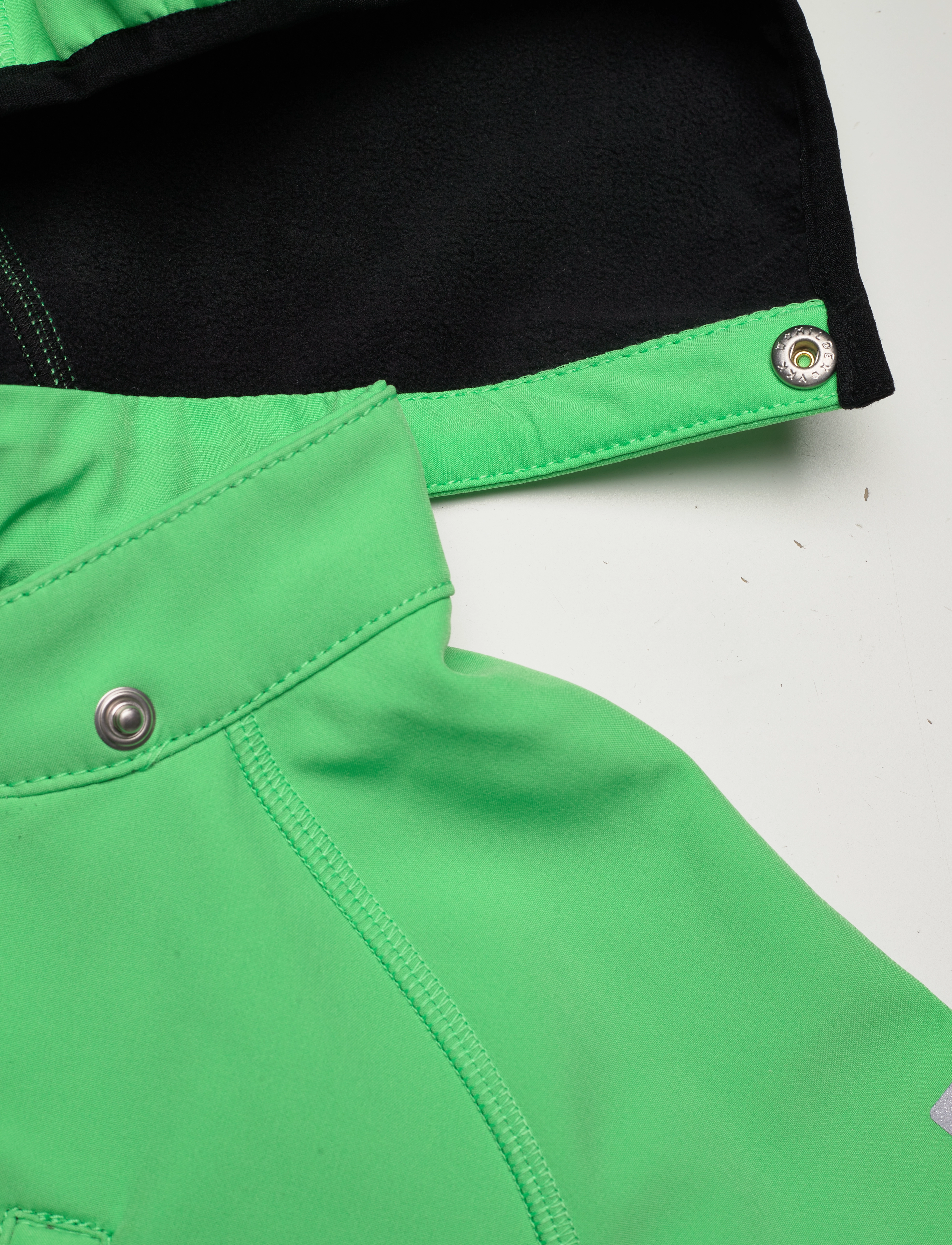Reima - Softshell jacket, Vantti - fall jackets - summer green - 3