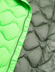 Reima - Kids' light down jacket Fossila - quiltede jakker - neon green - 5