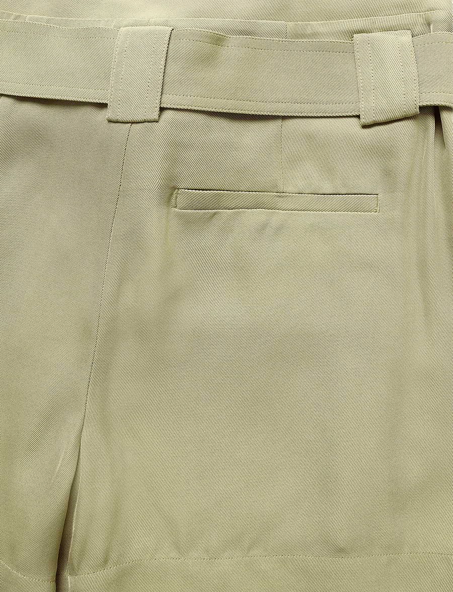 Reiss - LANA - vabaaja lühikesed püksid - 95 neutral - 4