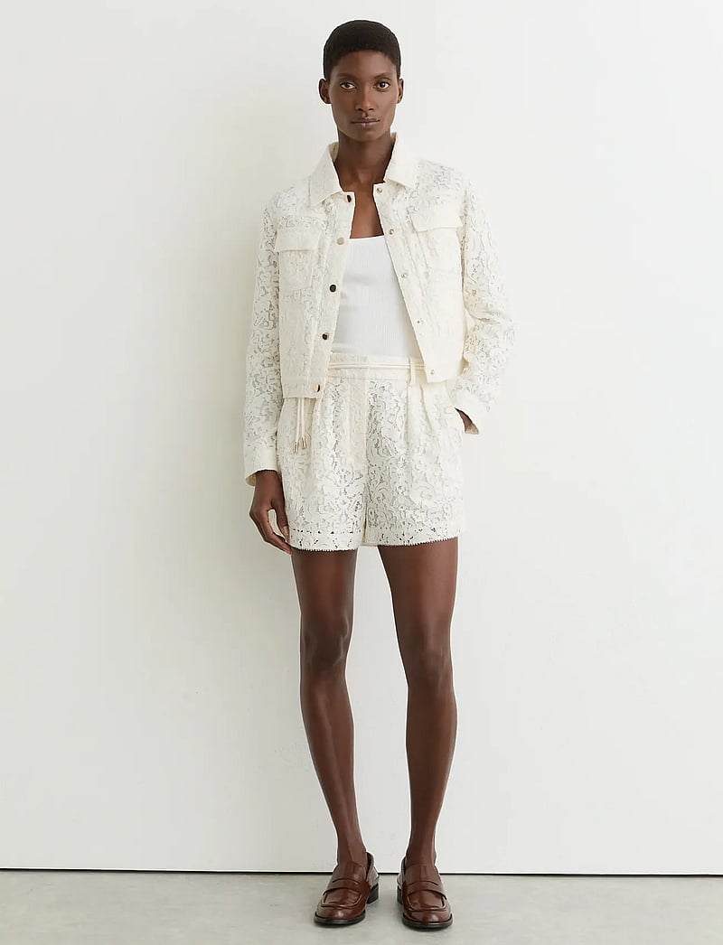 Reiss - LORI - casual shorts - white - 3