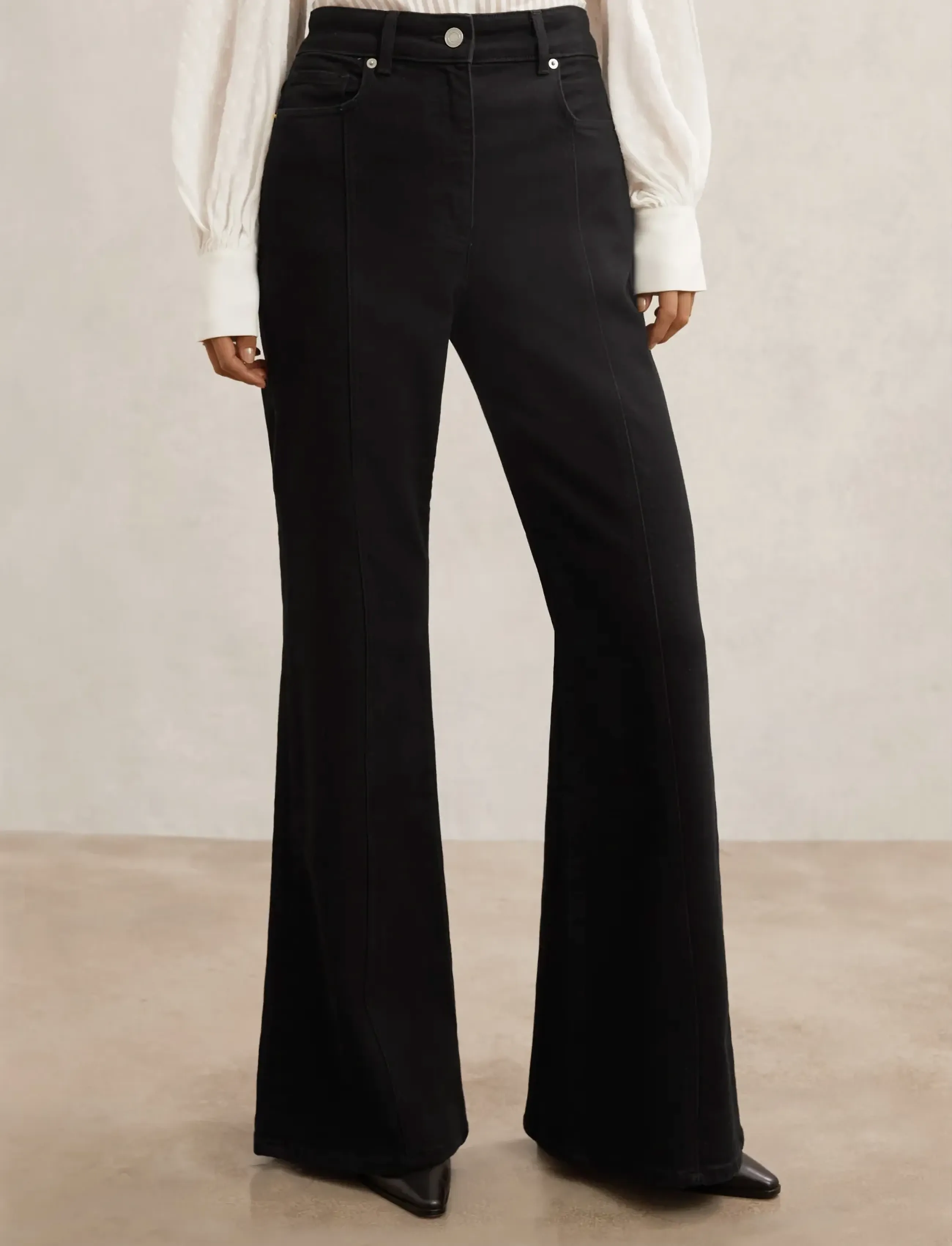 Reiss - JUNE - utsvängda jeans - black - 4