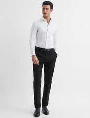 Reiss - EASTBURY REG - formal trousers - black - 4