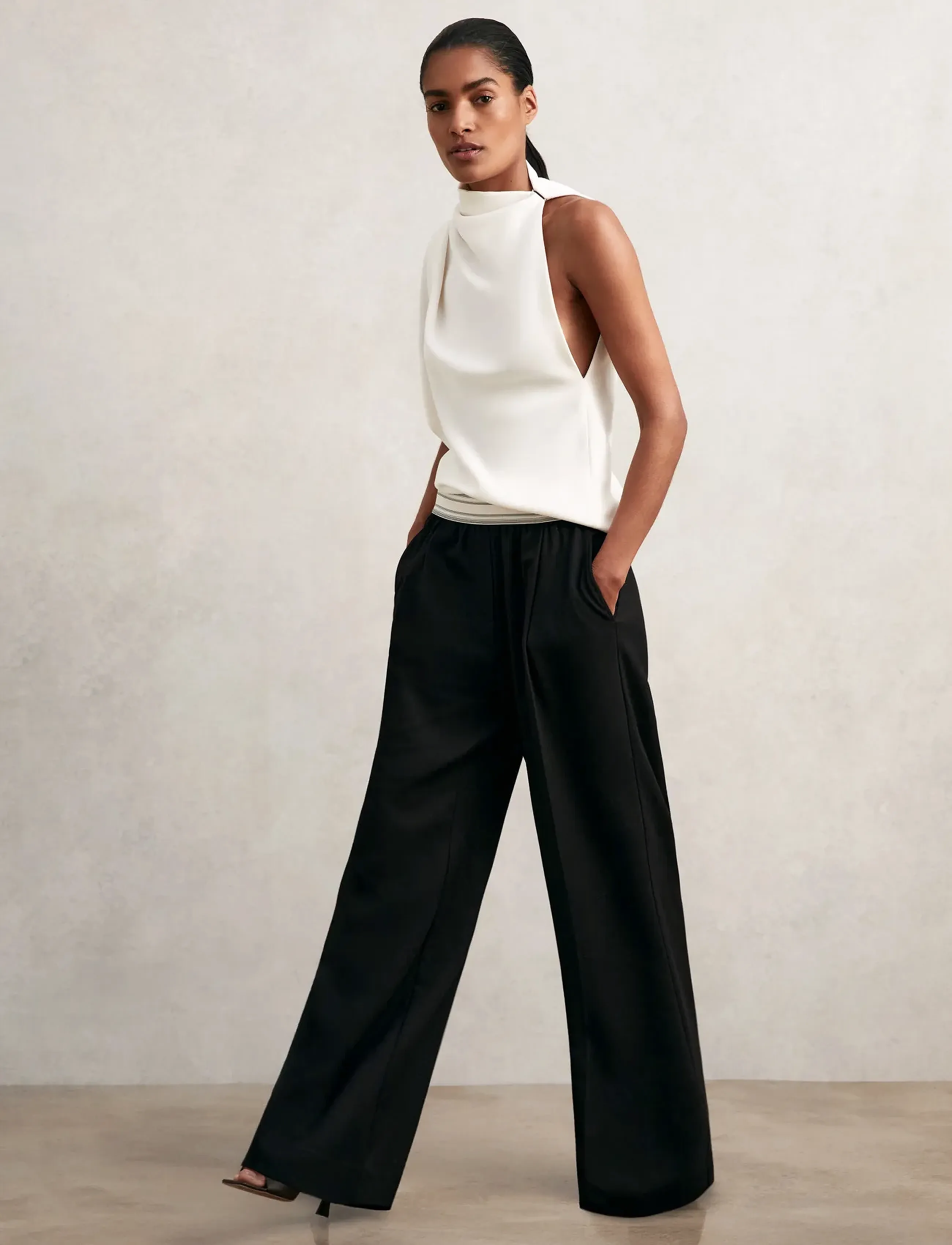 Reiss - CAMELIA - laia säärega püksid - black - 3