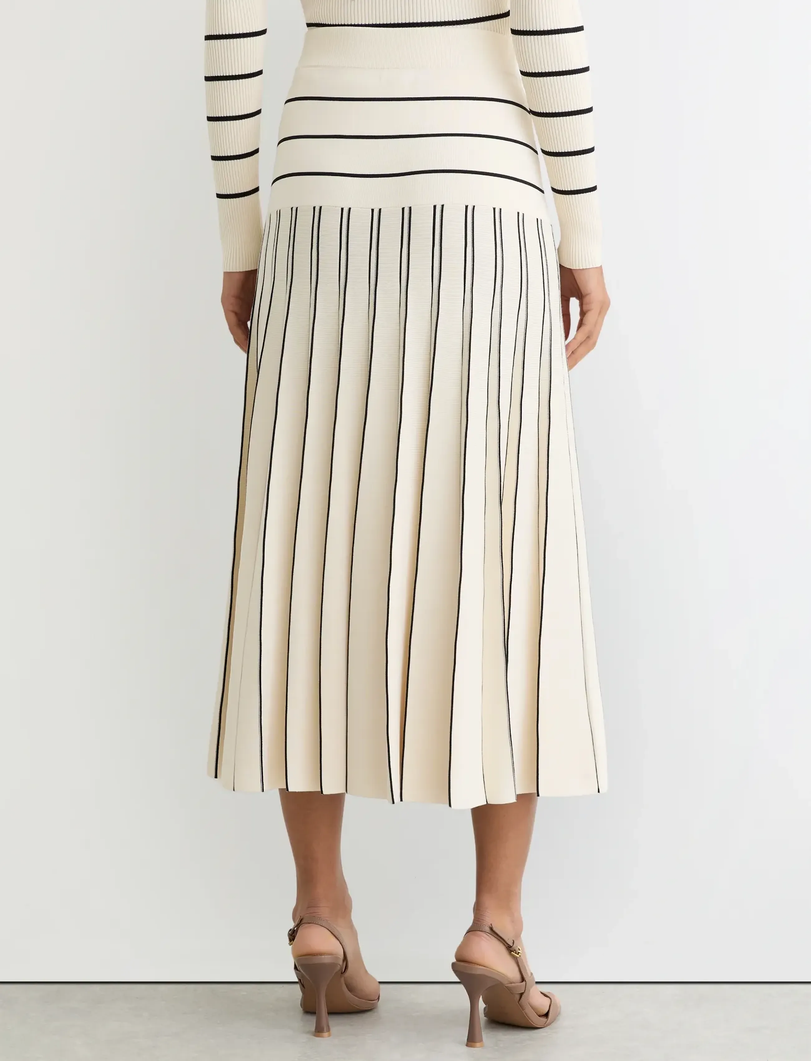 Reiss - ALICE - faltenröcke - ivory/black - 2