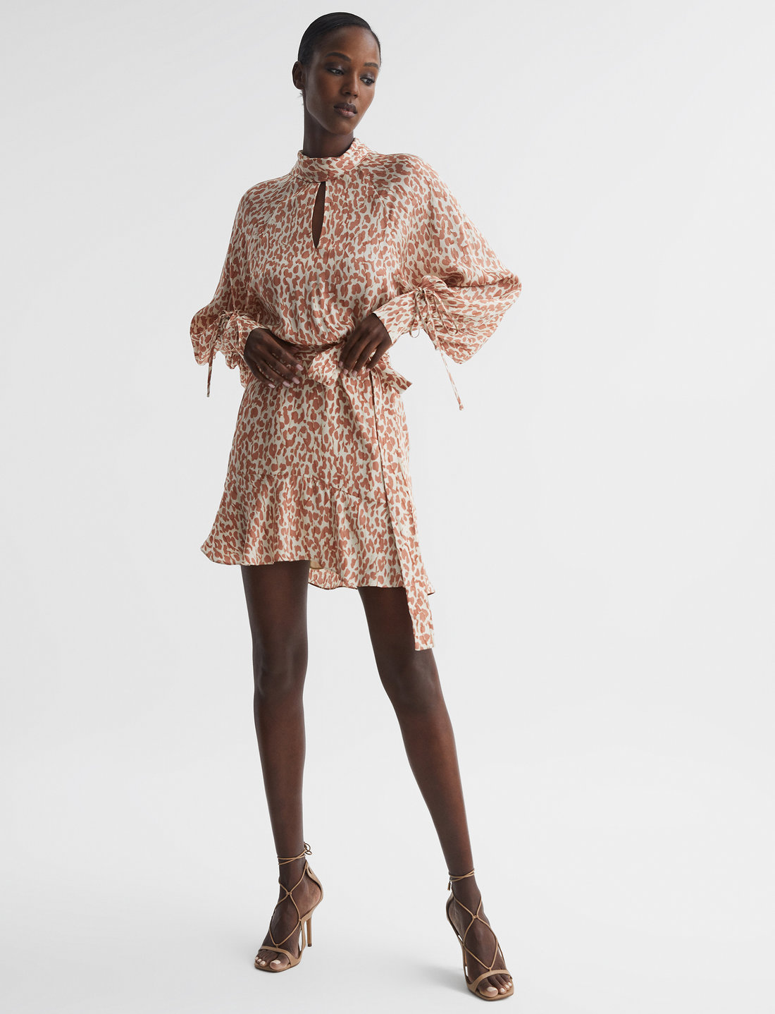 Reiss clothing sales