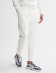Reiss - PREMIER - sweatpants & joggingbukser - white - 2