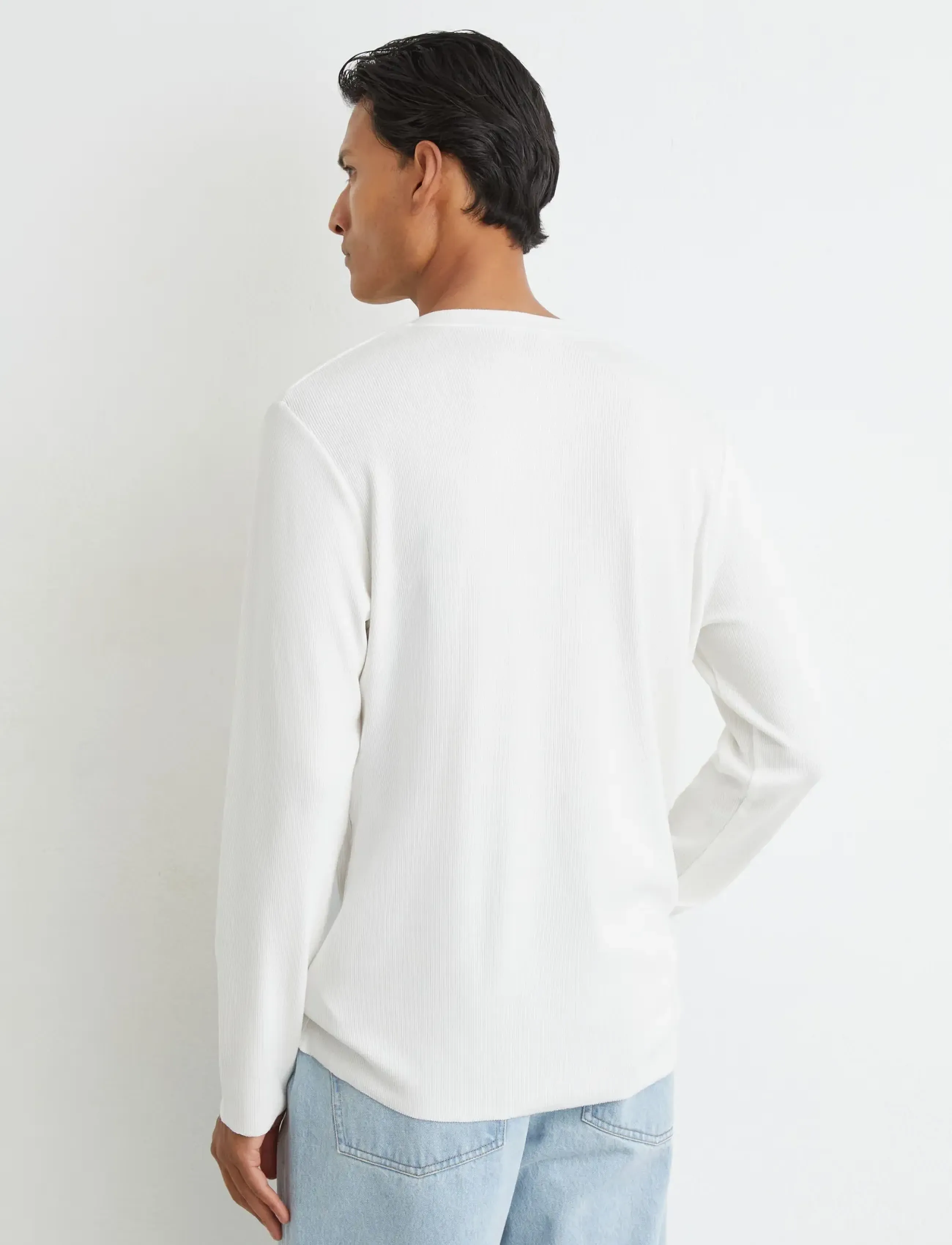 Reiss - FRANCISCO LS TEXTURED GRANDAD COLLAR POLO - long-sleeved t-shirts - white - 2