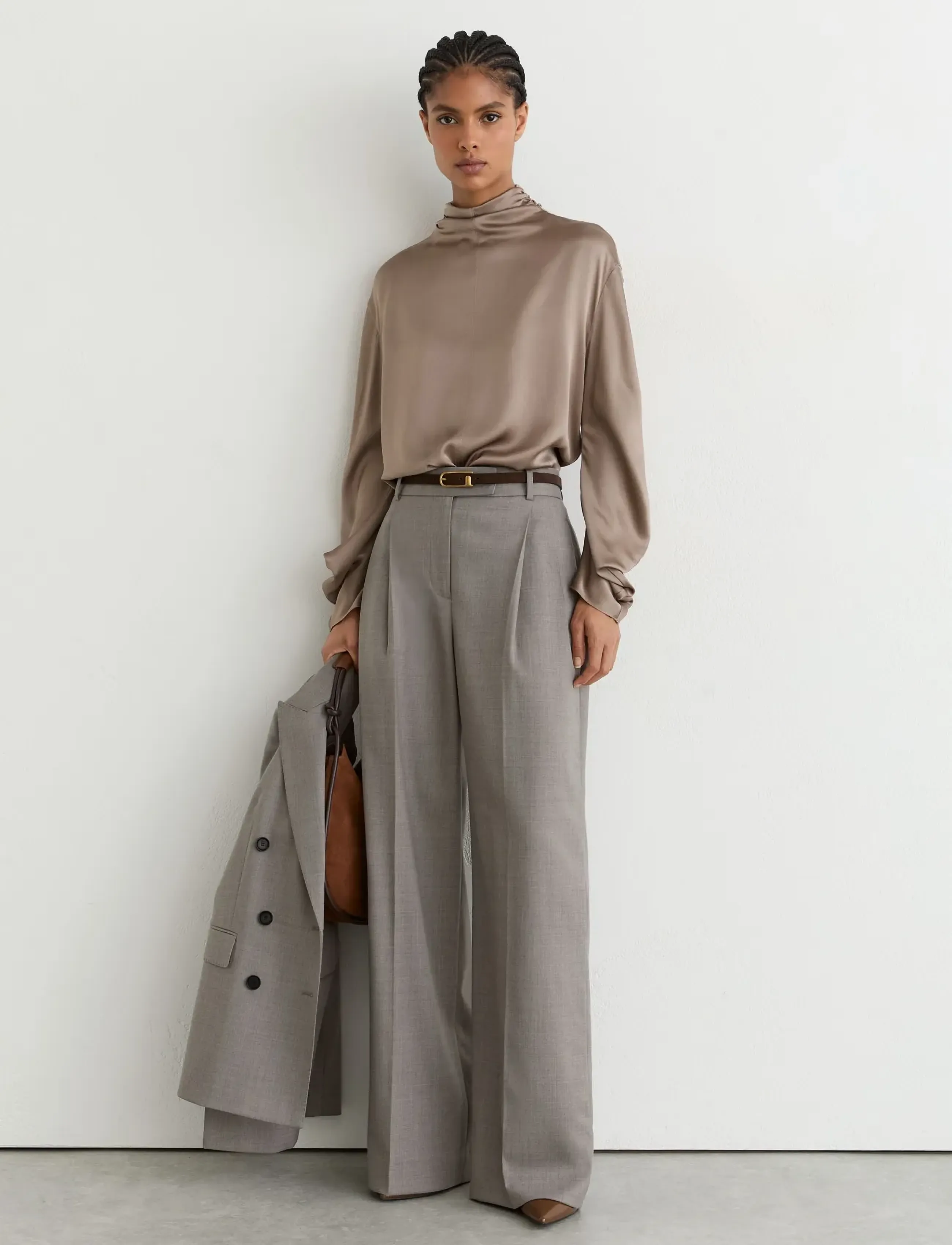 Reiss Meena High Neck Silk Shirt, Kvinder, Højhalset Bluse, Beige, Str: 42