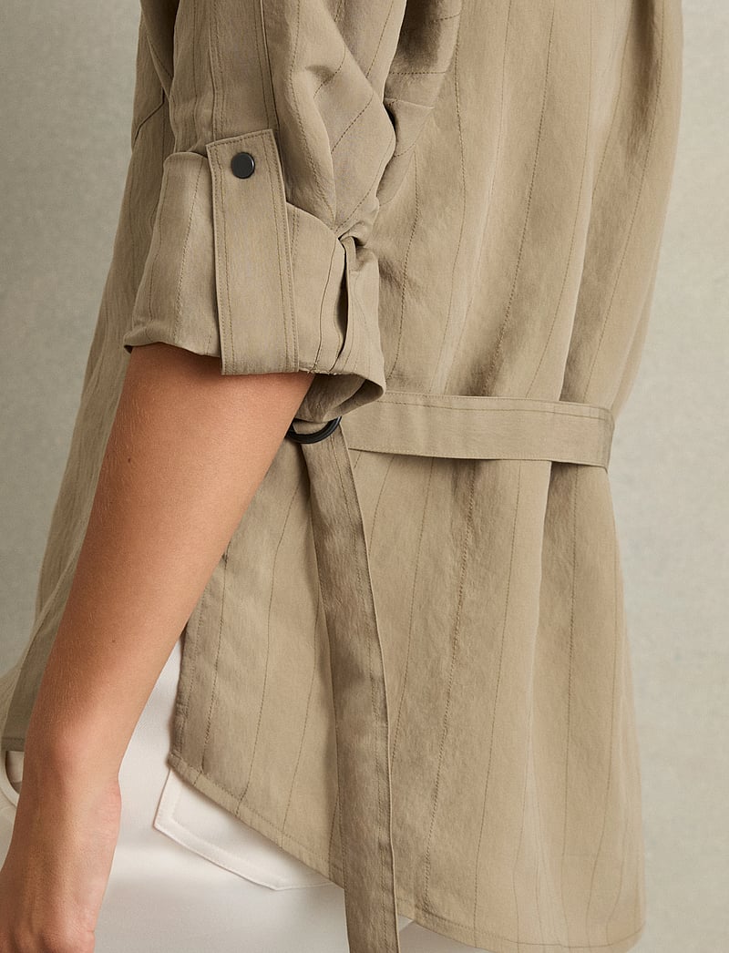 Reiss - DINAH - krekli ar garām piedurknēm - khaki - 5