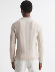 Reiss - MILLERSON - knitted round necks - stone - 3