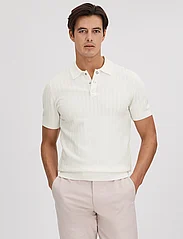 Reiss - PASCOE - dzianinowe bluzki polo - white - 0