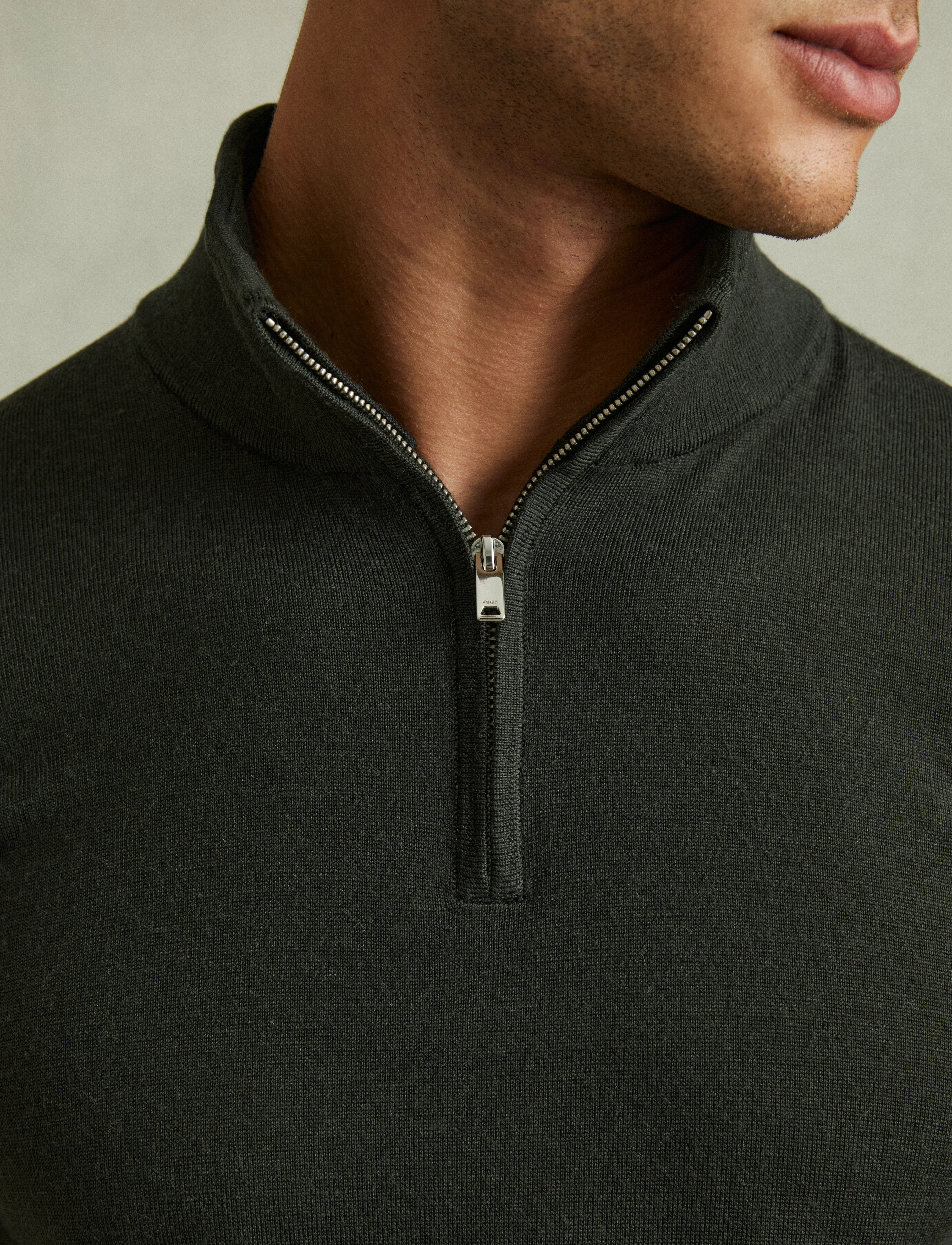 Reiss - BLACKHALL - dark military g - 3