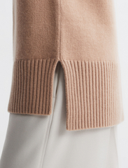 Reiss - GAZELLE - knitted vests - camel - 4