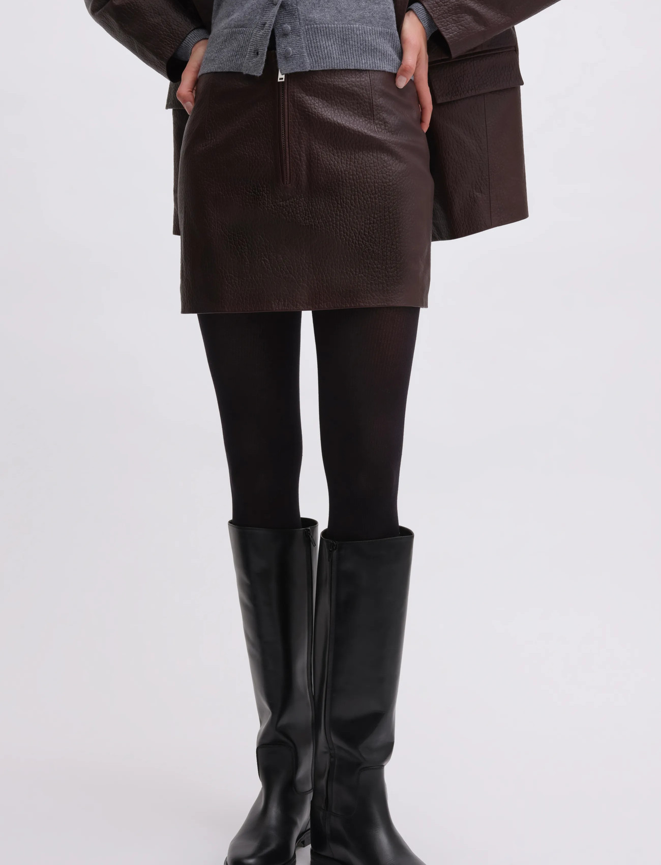 REMAIN Birger Christensen Mini Leather Skirt - Burgundy - 36