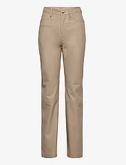 REMAIN Birger Christensen - Leather Straight Pants - vakarėlių drabužiai išparduotuvių kainomis - safari - 0