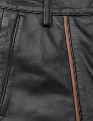 REMAIN Birger Christensen - Leather Slim Pants - ballīšu apģērbs par outlet cenām - black - 2