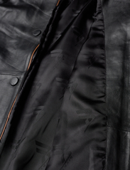 REMAIN Birger Christensen - Leather Semi-Fitted Coat - forårsjakker - black - 4