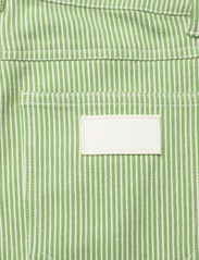 REMAIN Birger Christensen - Striped Canvas Pants - platūs džinsai - forest green comb. - 4