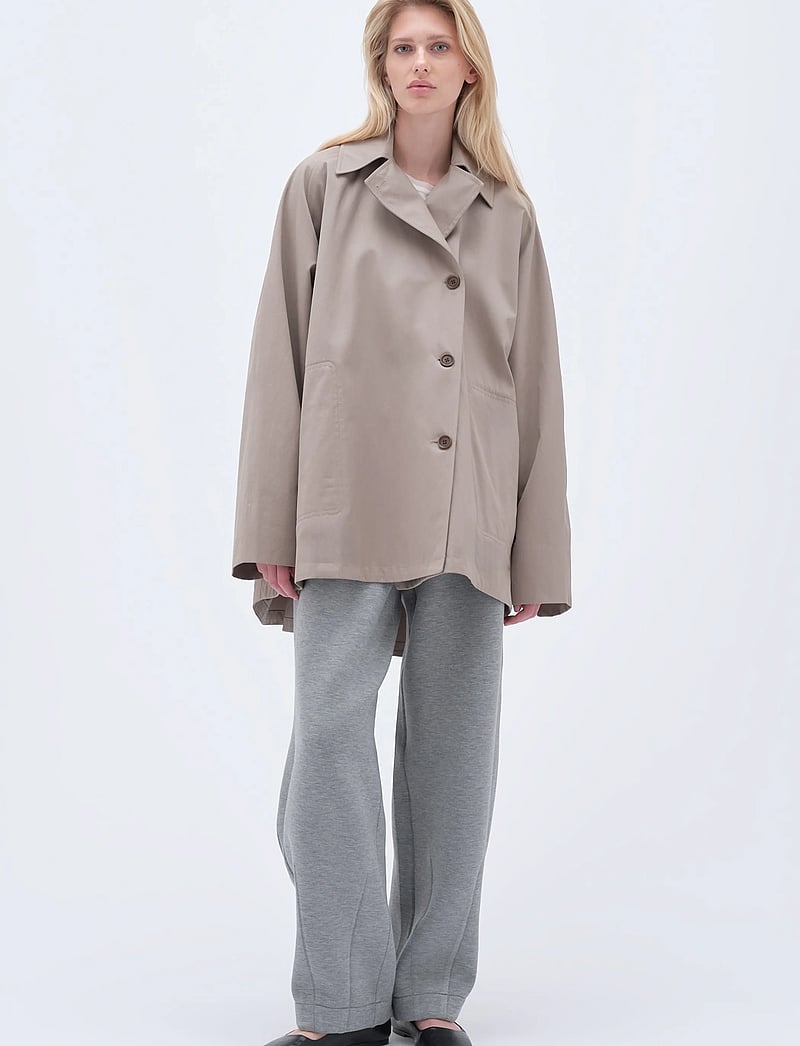 REMAIN Birger Christensen - SHORT WIDE JACKET - spring jackets - crockery - 0