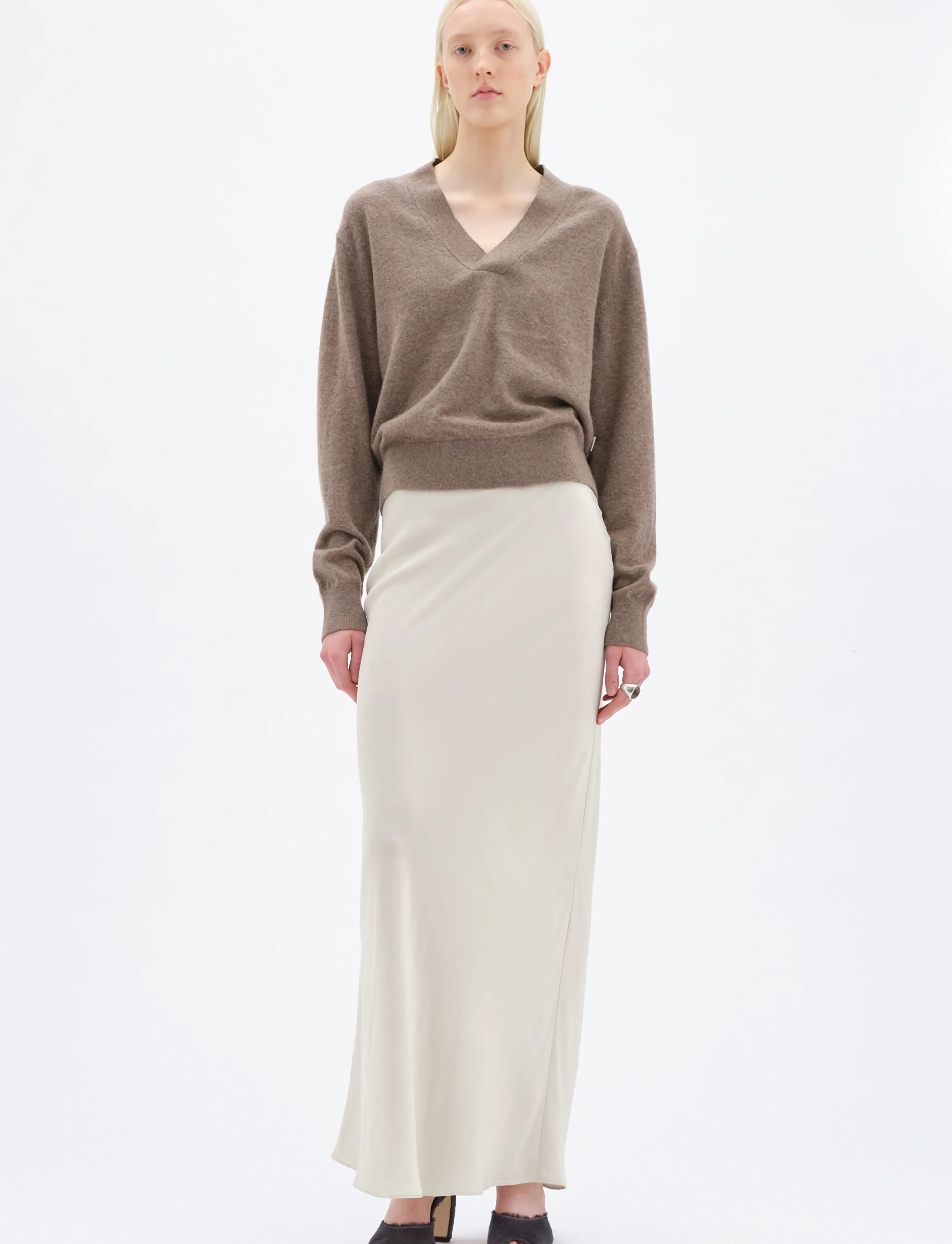 REMAIN Birger Christensen V-Neck Sweater, M, Knitwear, Braun - Jumpers, Frauen