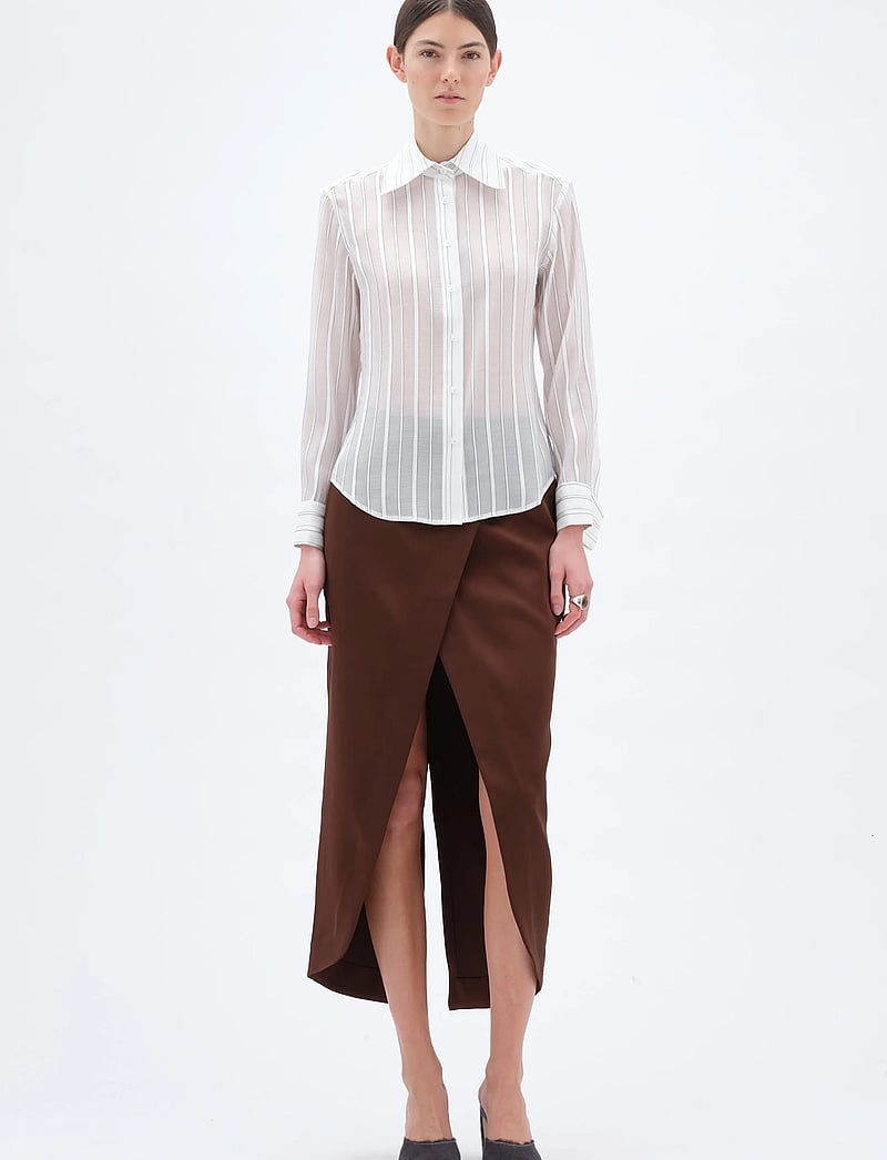 REMAIN Birger Christensen - FITTED SHIRT - pikkade varrukatega särgid - cloud dancer comb. - 0