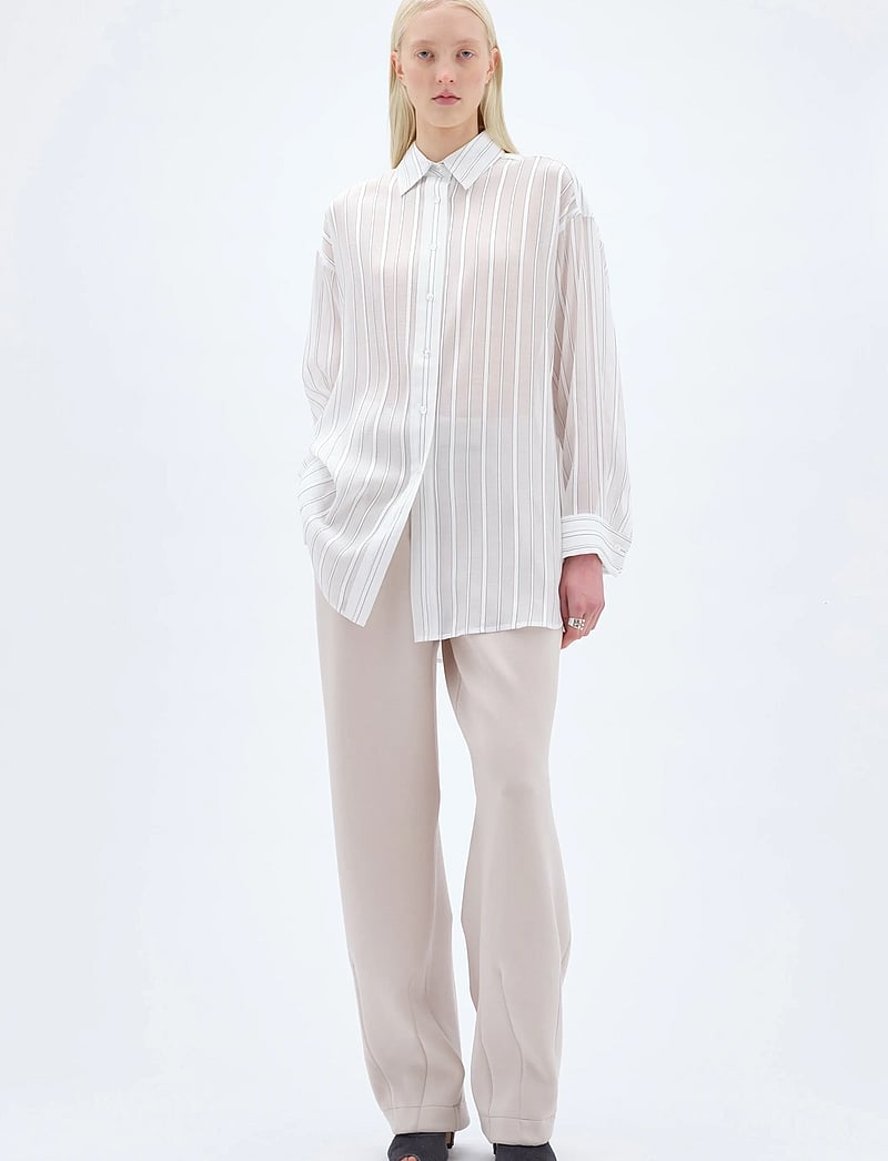 REMAIN Birger Christensen - OVERSIZE SHIRT - pitkähihaiset kauluspaidat - cloud dancer comb. - 0