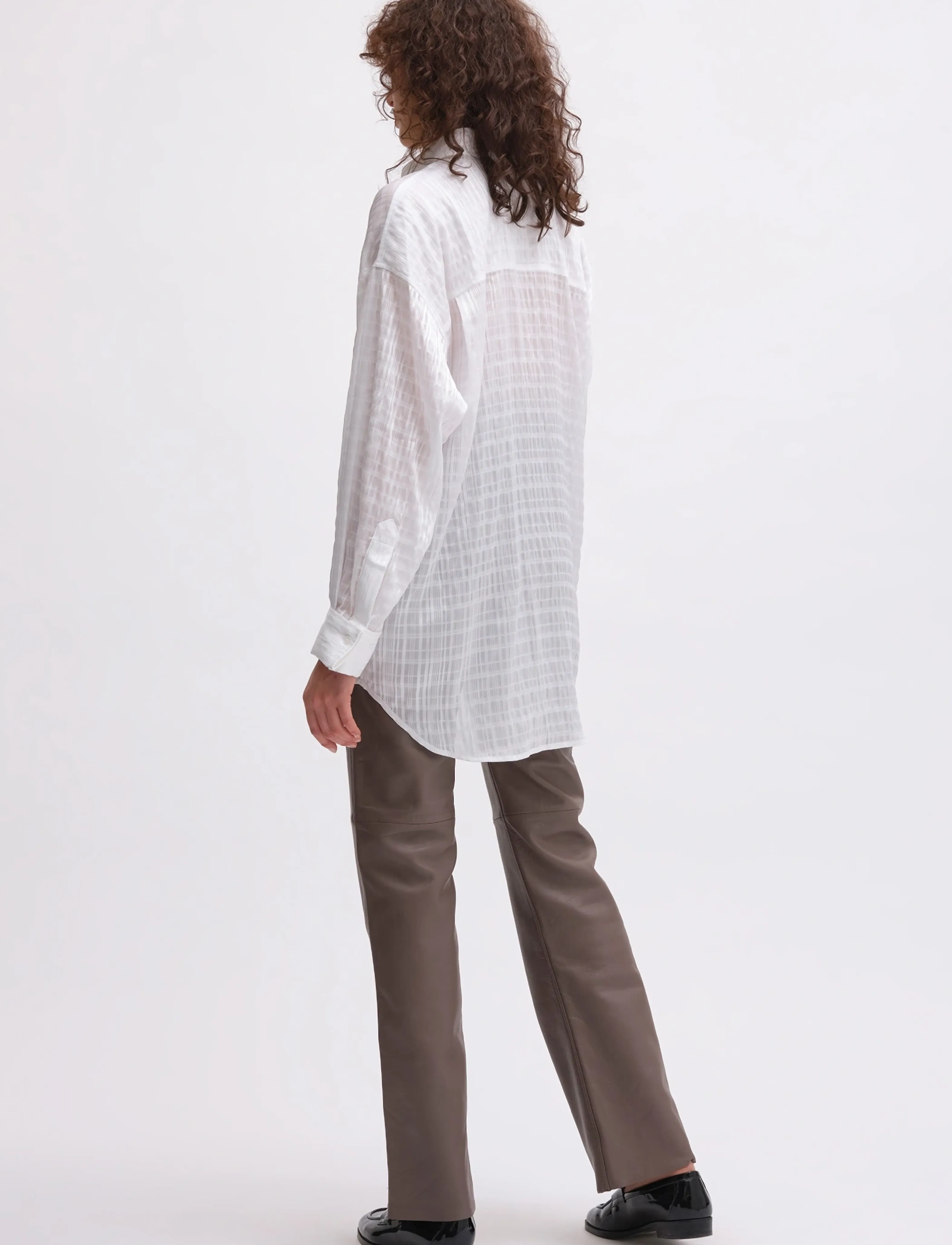 REMAIN Birger Christensen - OVERSIZED SHIRT - marškiniai ilgomis rankovėmis - bright white - 3