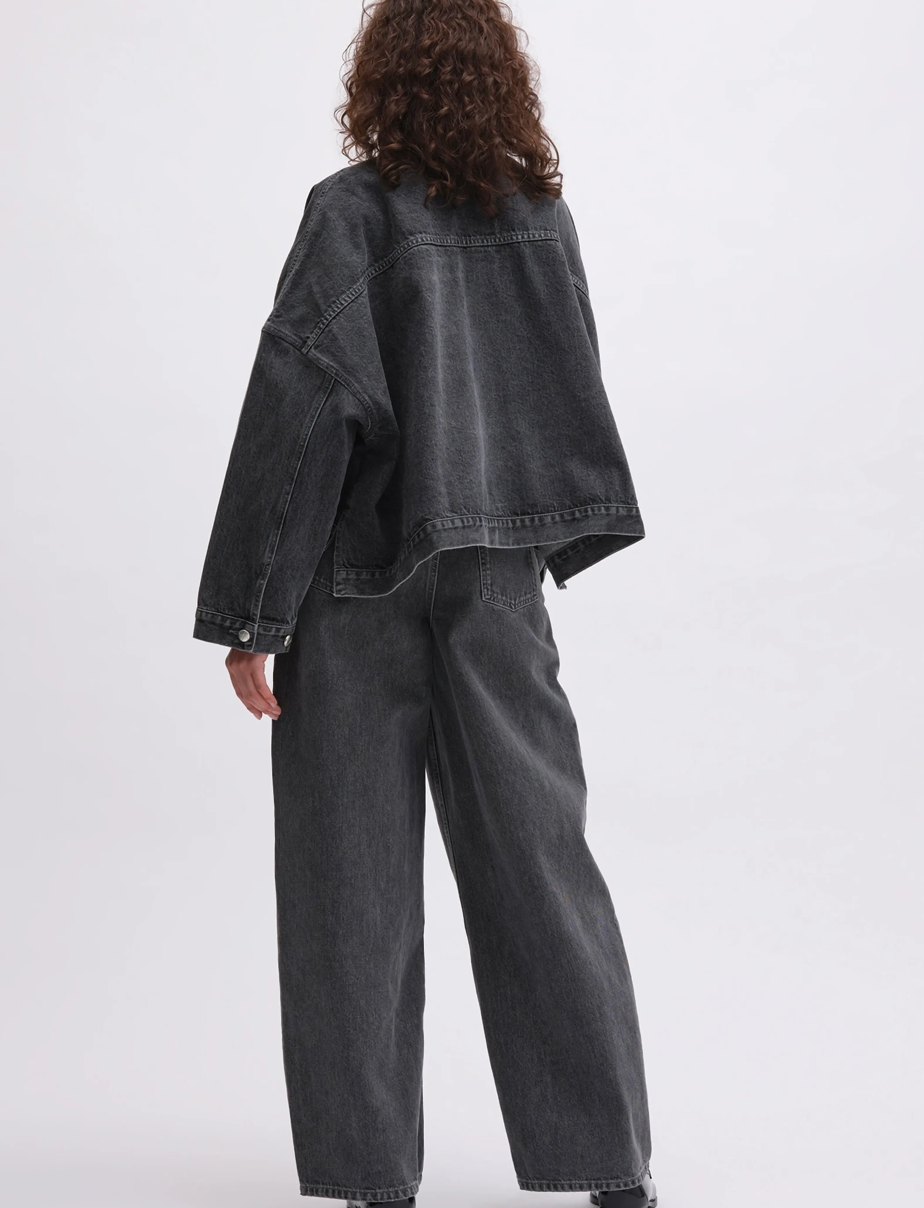 REMAIN Birger Christensen - DRAPY BACK DENIM JACKET - teksatagid - frost gray - 3