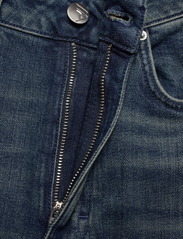 REMAIN Birger Christensen - Lynn Jeans - straight jeans - campanula blue walsh - 3