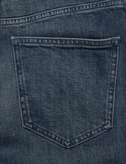 REMAIN Birger Christensen - Lynn Jeans - sirge säärega teksad - campanula blue walsh - 4