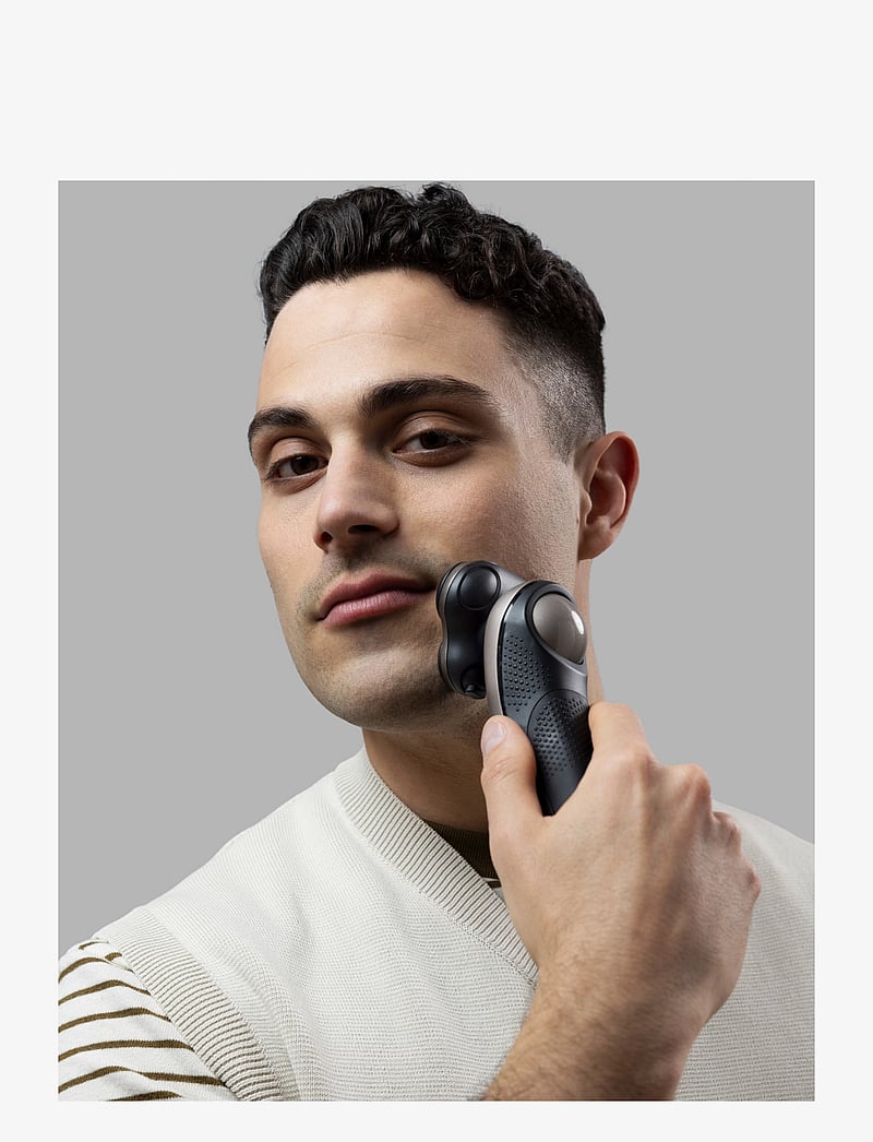 Remington - XR1770 X7 Limitless Rotary Shaver - above 500kr - no color - 5