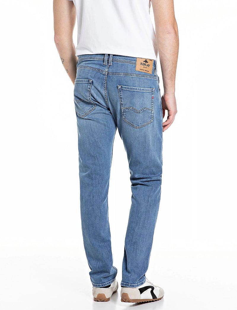 Replay - ROCCO Trousers COMFORT 99 Denim - tavalised teksad - medium blue - 3