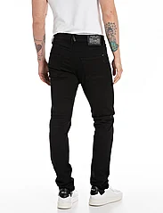 Replay - MICKYM Trousers SLIM TAPERED - kitsad teksad - black - 6