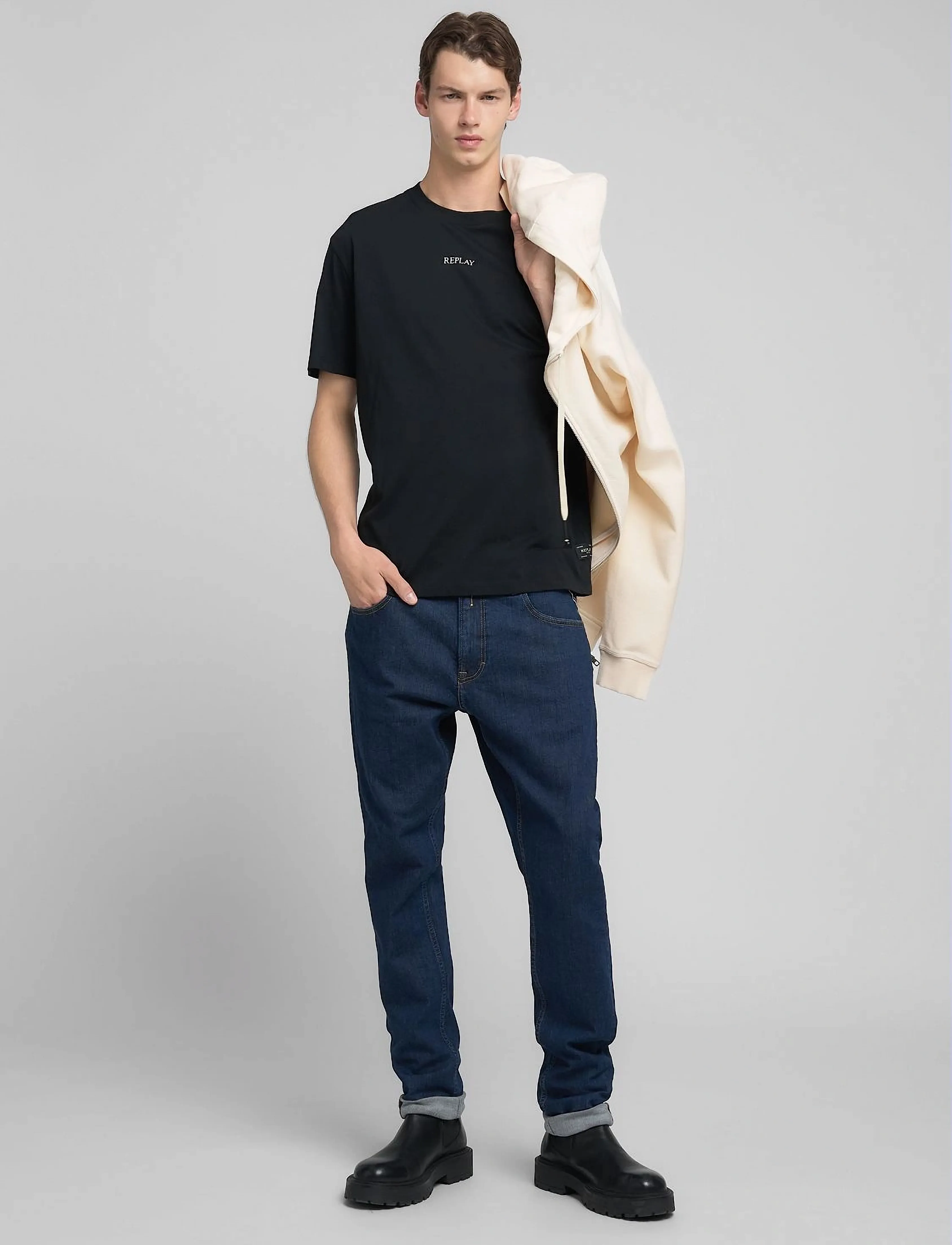 T-shirt 4