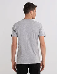 Replay - T-Shirt - mažiausios kainos - dark grey melange - 4