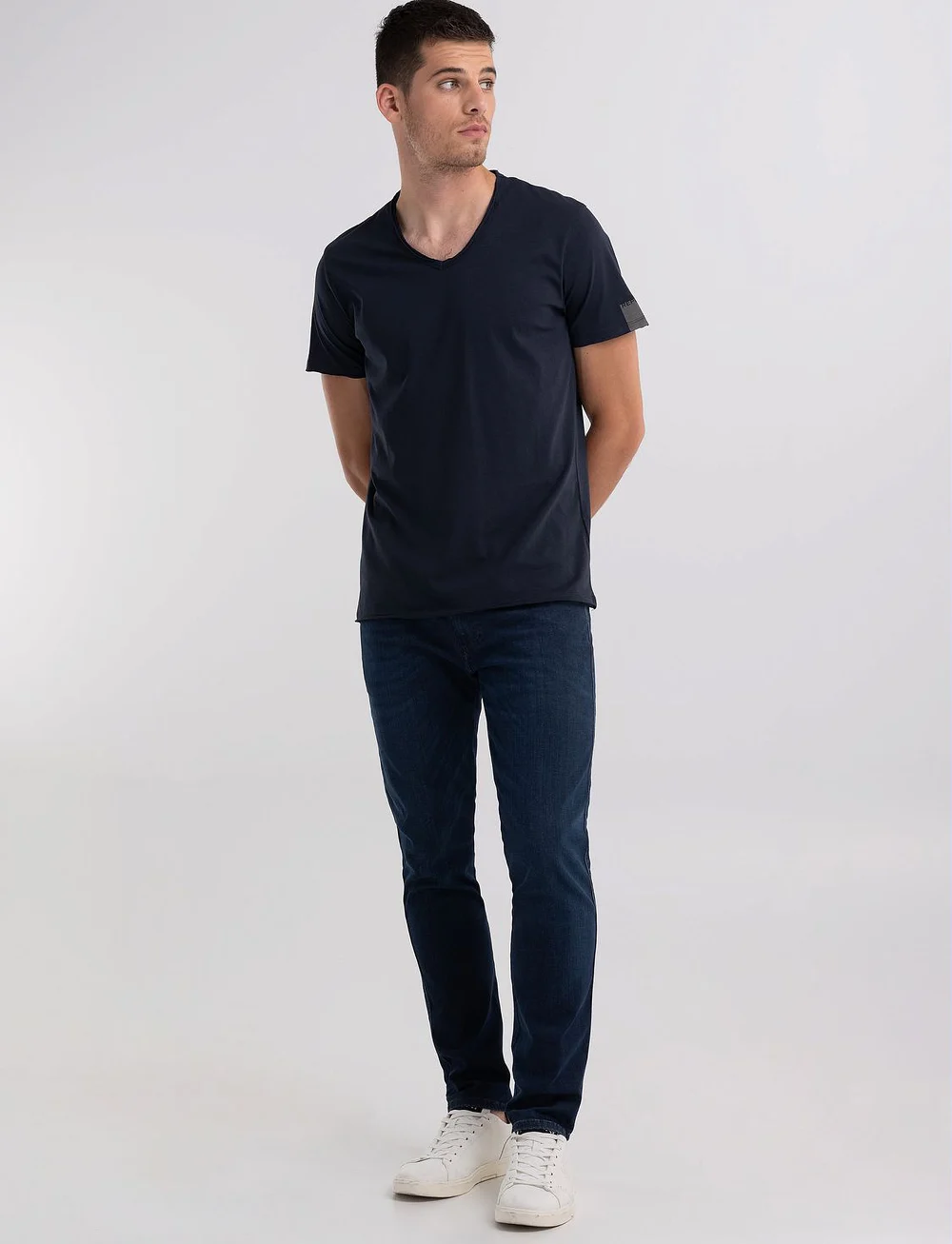 Replay - T-Shirt - v-kaelusega t-särgid - midnight blue. - 4