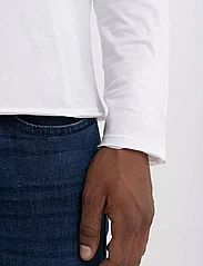 Replay - Long-sleeved t-shirt REGULAR - laveste priser - white - 8