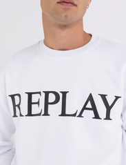 Replay - Sweater REGULAR PURE LOGO - sweatshirts - white - 8
