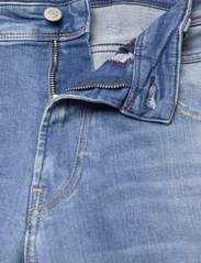 Replay - ANBASS Trousers SLIM 573 ONLINE - regular piegriezuma džinsa bikses - blue - 3