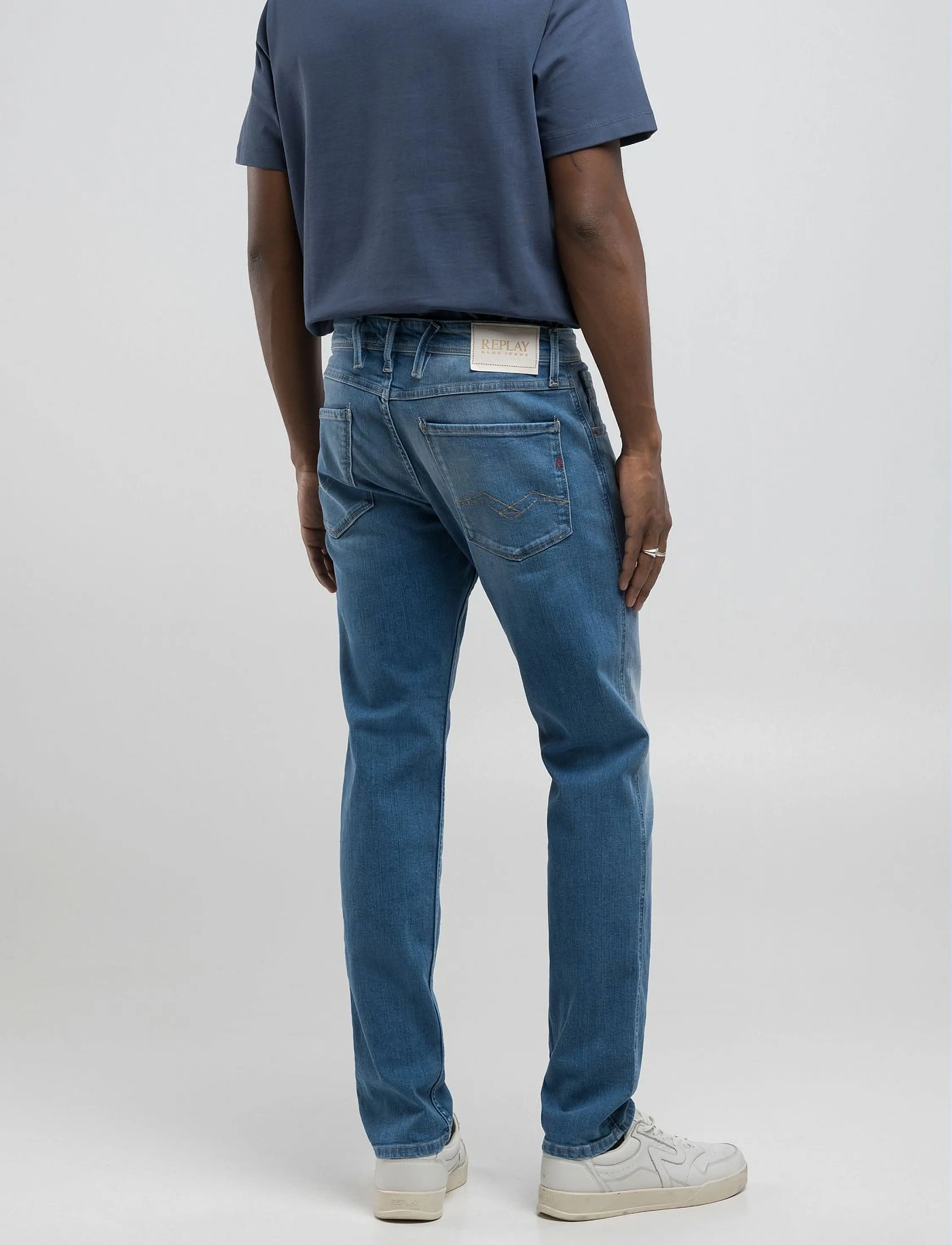 Replay - ANBASS Trousers SLIM 573 ECO PLUS - aptempti džinsai - blue - 5