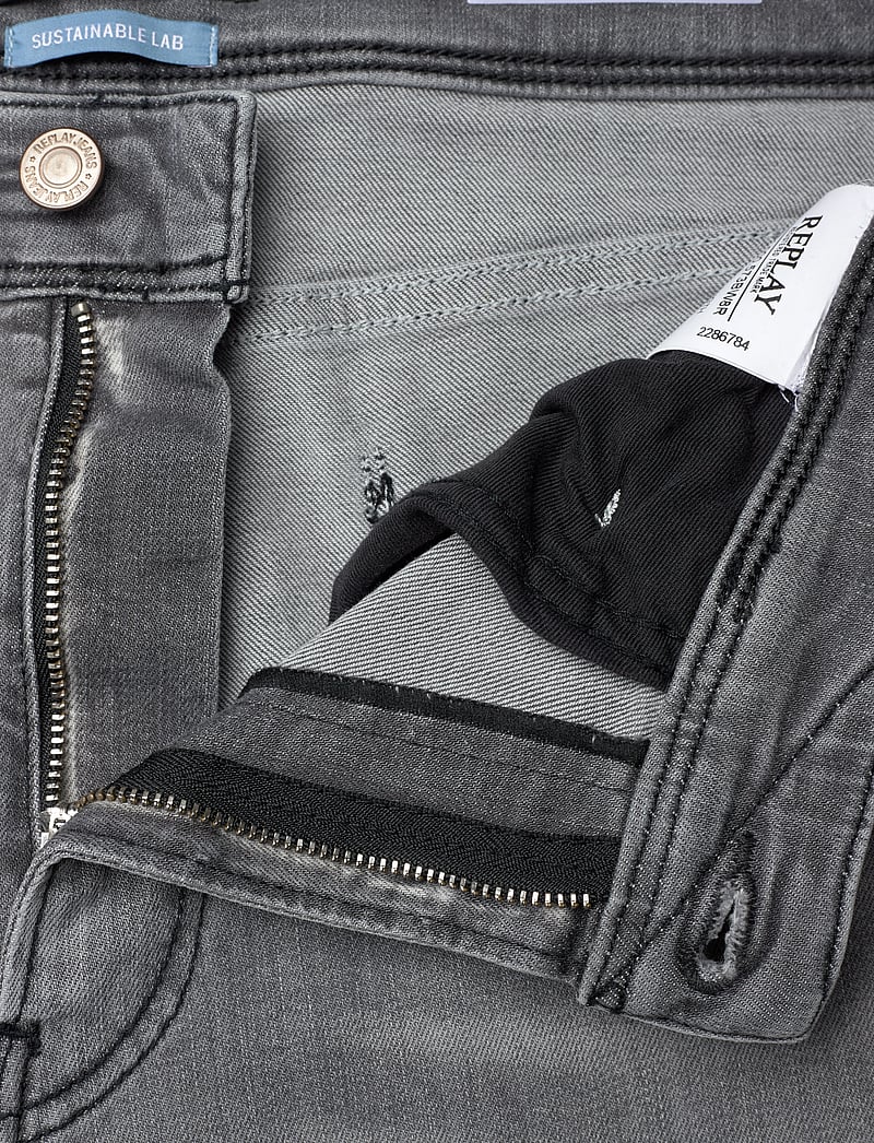 Replay - ANBASS Trousers SLIM 573 ECO PLUS - slim jeans - grey - 4