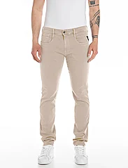 Replay - ANBASS Trousers SLIM Hyperflex Colour XLite - slim jeans - cream - 2