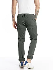 Replay - ANBASS Trousers Hyperflex Colour XLite - aptempti džinsai - military green.. - 4