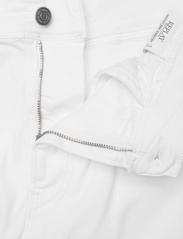 Replay - ANBASS Trousers Hyperflex Colour XLite - slim jeans - white. - 3