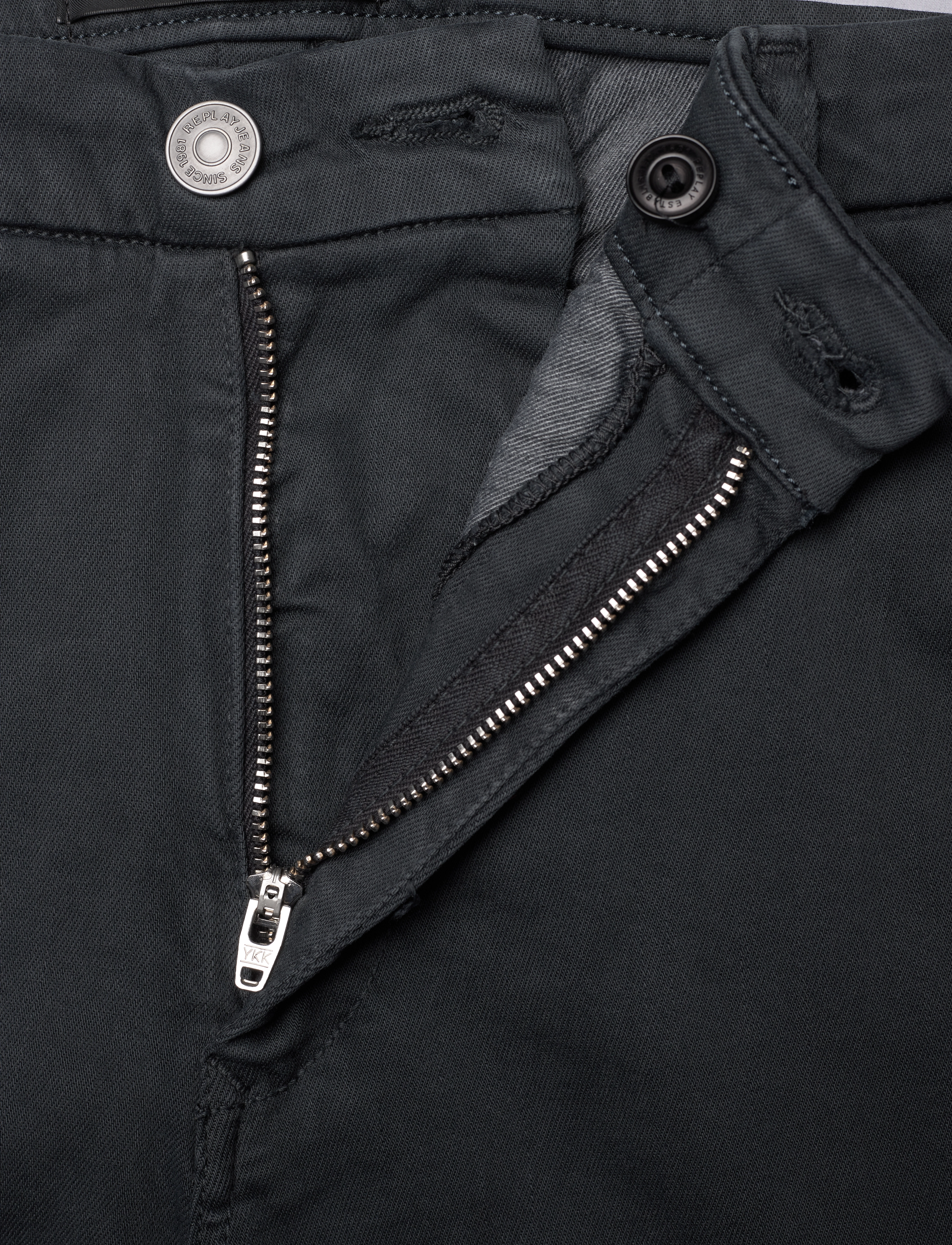 Replay - ZEUMAR Trousers SLIM Hyperchino Color Xlite - blue - 4
